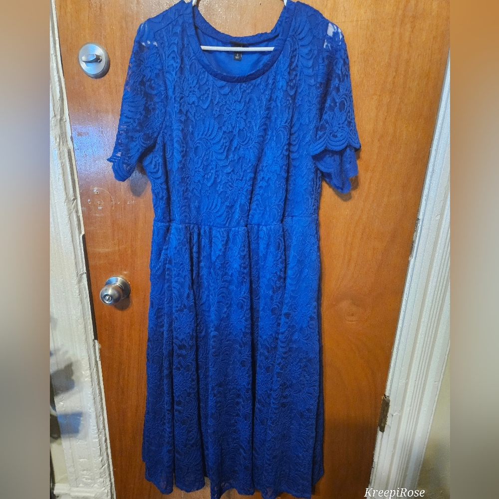 Lace dress